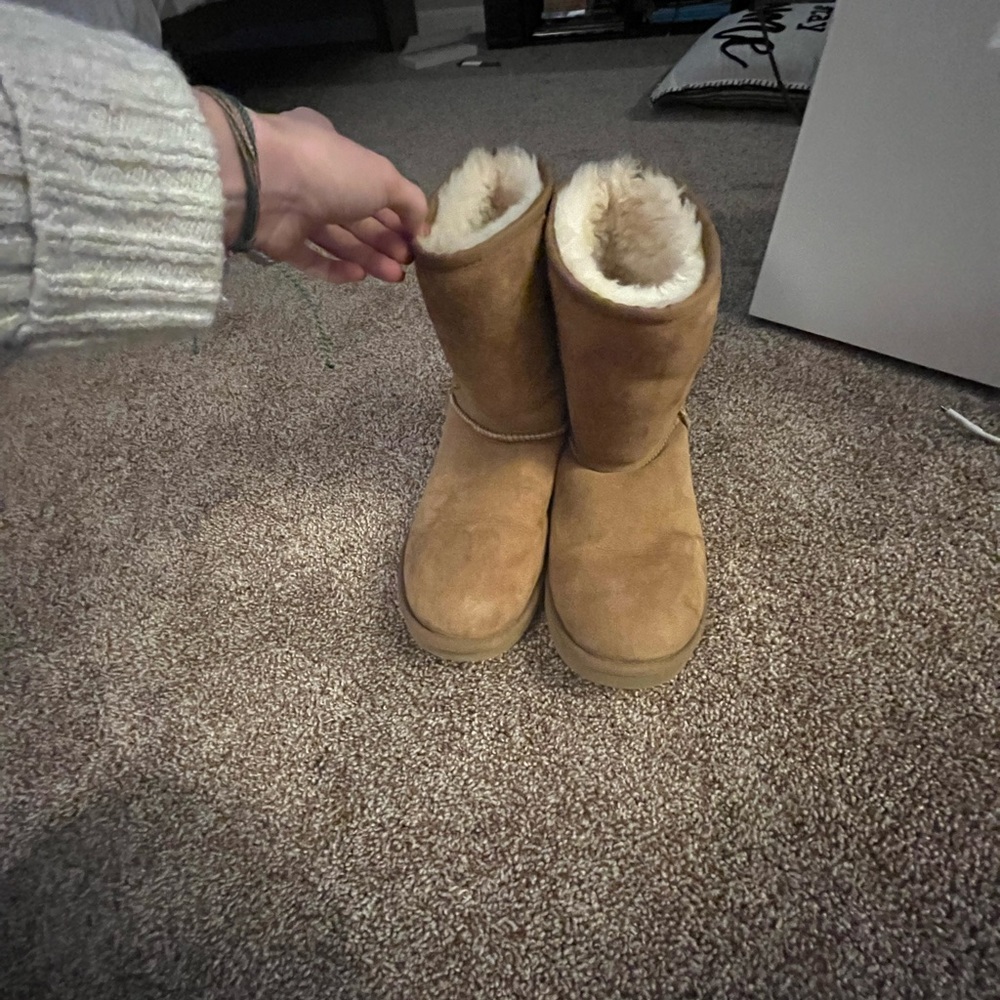 Short Ugg Boots